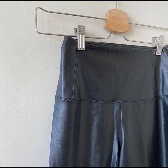 ARITIZA- Wilfred Free Daria Black Faux Leather Leggings/Pant (Small) - Picture 4 of 9